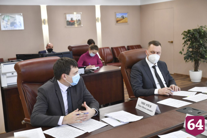 Радаев раскритиковал работу чиновников по обеспечению жильем медиков