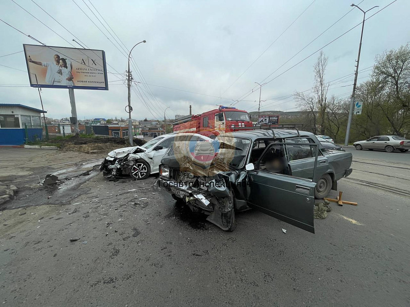 В Саратове водитель «Жигулей» почувствовал себя плохо и умер за рулем