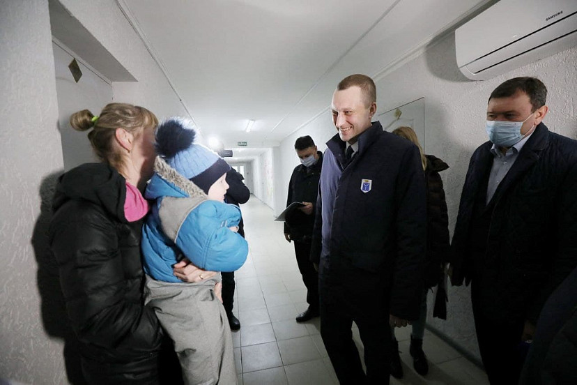 Роман Бусаргин проверил условия размещения жителей Донбасса