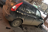 Приставы арестовали «Калину» саратовца из-за кредитных долгов