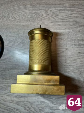 В Саратове за миллион продают канделябр 18-го века 