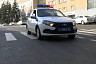 Саратовские полицейские сопроводили до больницы автомобиль с теряющей сознание пассажиркой