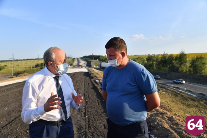 Под Саратовом из-за жалоб жителей на пробки ускорят ремонт трассы