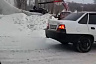 Саратовцев удивил «залетевший» на теплотрассу автомобиль
