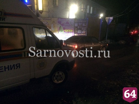В Саратове легковушка задавила женщину