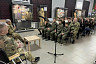Саратовский боец исполнил песни собственного сочинения о буднях на фронте