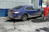 В Саратове автохамы массово заполонили тротуар