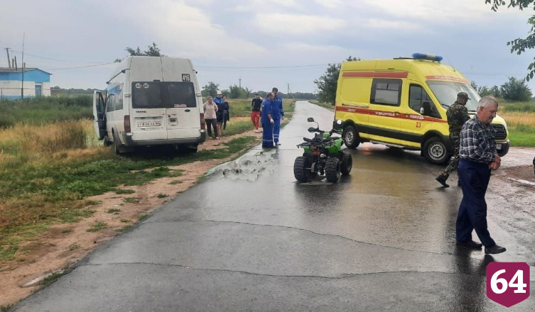 Под Саратовом в ДТП с маршруткой погиб 10-летний водитель квадроцикла