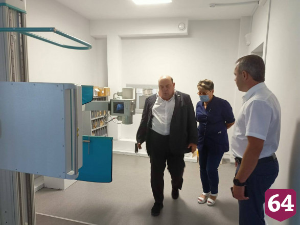 Роман Бусаргин поручил повысить уровень районной больницы до саратовских