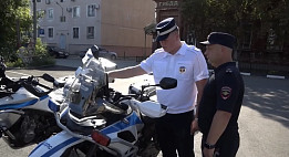 В Энгельсе инспекторы будут патрулировать дороги на современных мотоциклах