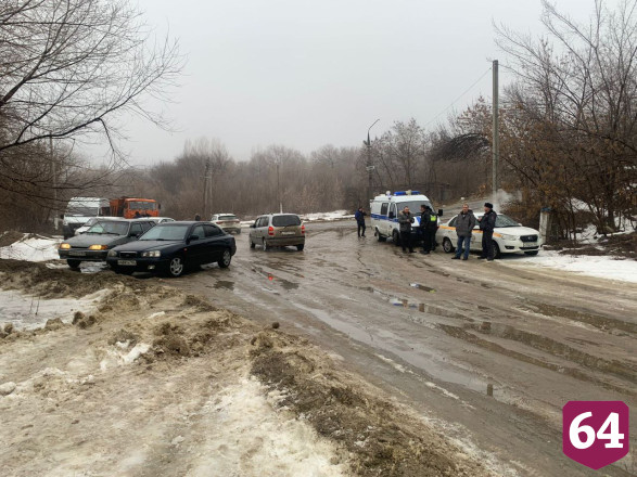 Возбуждено дело по аварии с автобусом под Саратовом