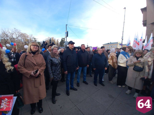В Саратове День народного единства отметили фестивалем национальных культур