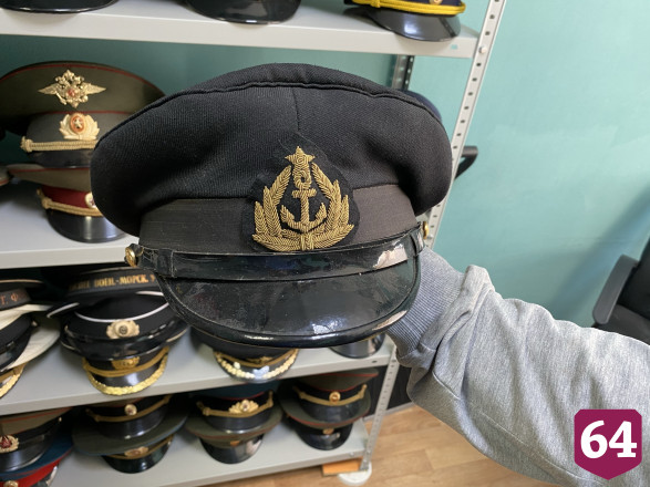 Подполковник коллекционирует фуражки героев Папанова и Садальского