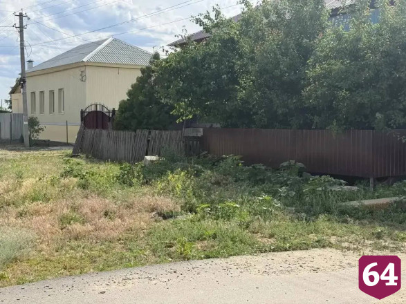 Энгельсский район очищают от брошенных машин