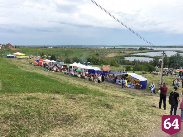 В Саратове на Сабантуе раздадут тысячи порций мороженого