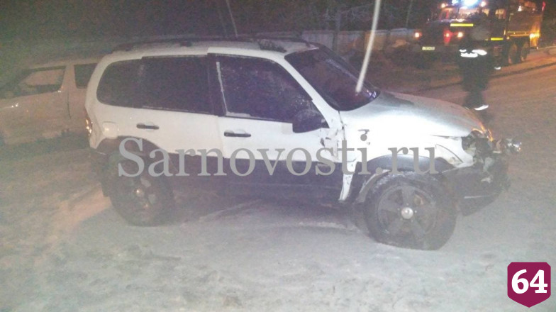 В аварии под Саратовом покалечилась пассажирка внедорожника