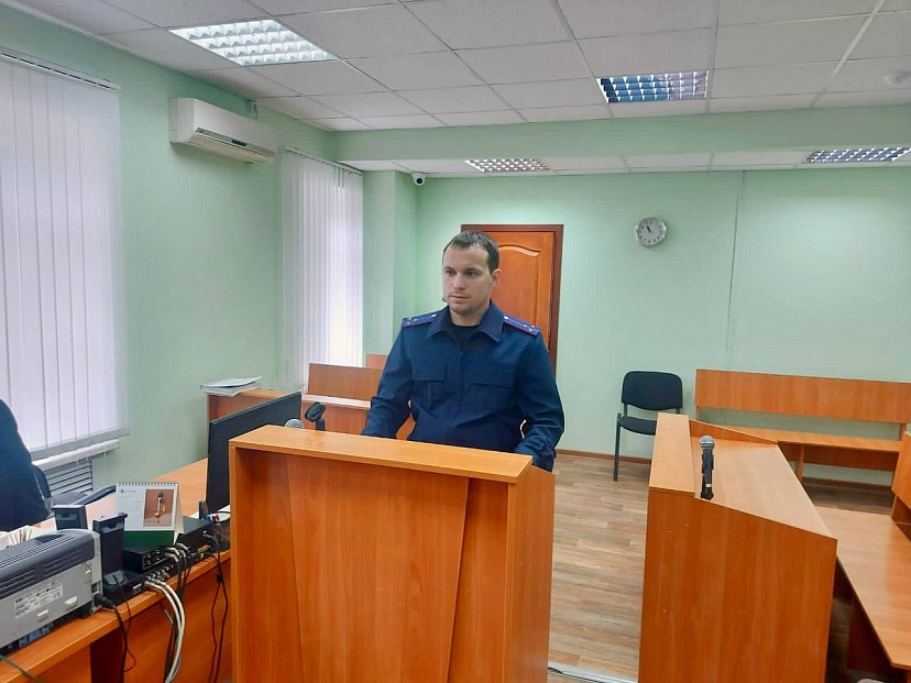 На кладбище под Саратовом пытались изнасиловать 19-летнюю девушку