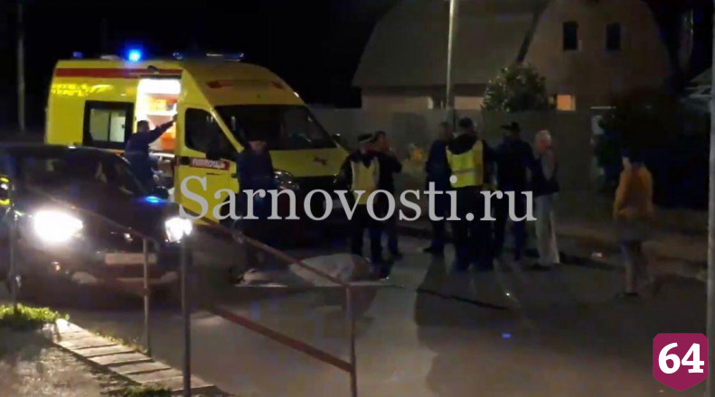 В Саратове нарушитель ПДД погиб под колесами автомобиля