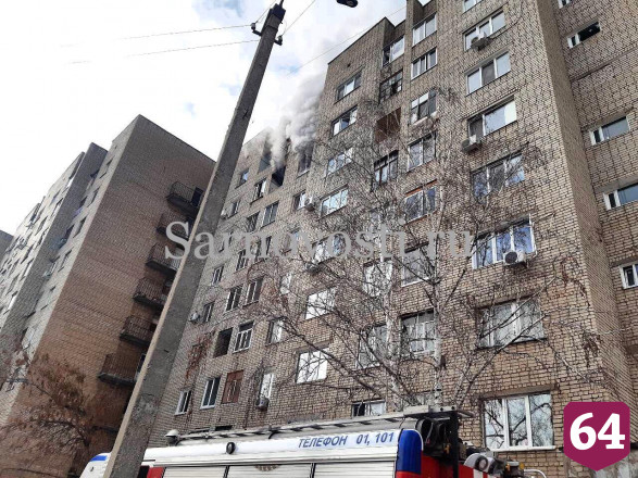 Пьяный голый мужчина устроил пожар в высотке