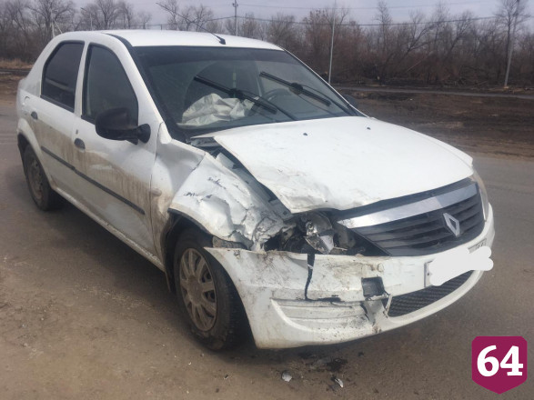 Пассажирка «Рено» пострадала в ДТП со «скорой»