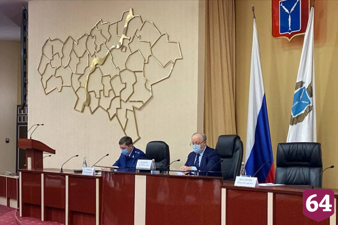 Губернатор более 3 часов обсуждал с бизнесом меры поддержки 