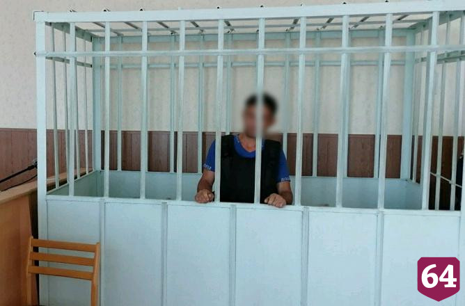 Саратовец зарезал брата в ссоре из-за матери 