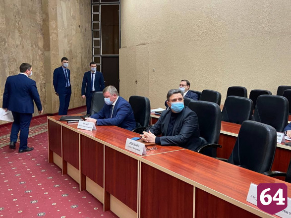 Губернатор более 3 часов обсуждал с бизнесом меры поддержки 