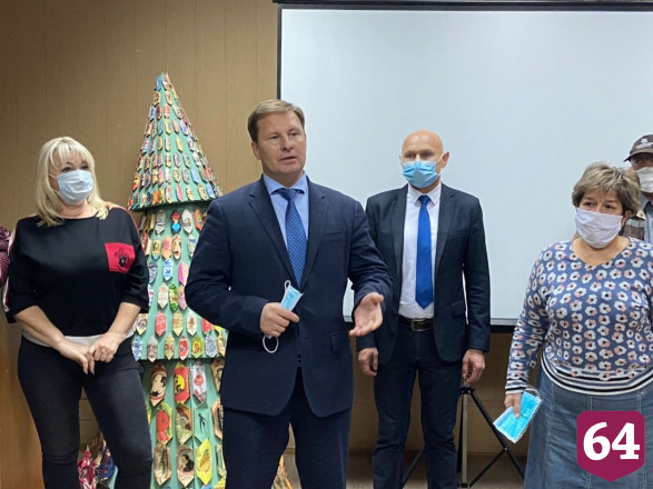  Зампред считает ошибки руководства причиной кризиса на кондитерской фабрике 
