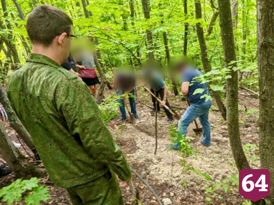 Житель Саратова убил гостя дяди и спрятал труп в лесу