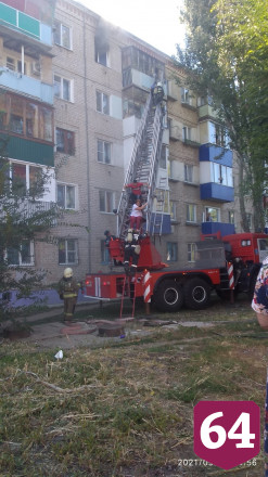 Родственники заявили о поджоге квартиры с двумя погибшими под Саратовом