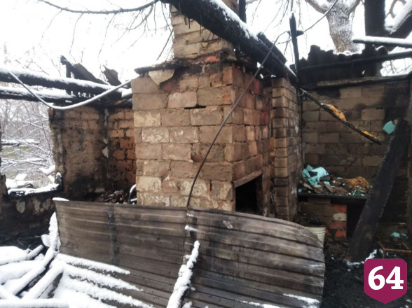 Двое мужчин обгорели на пожарах в Саратовской области