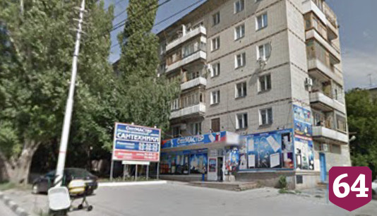 В Саратове 3-летний мальчик выпал с 4-го этажа