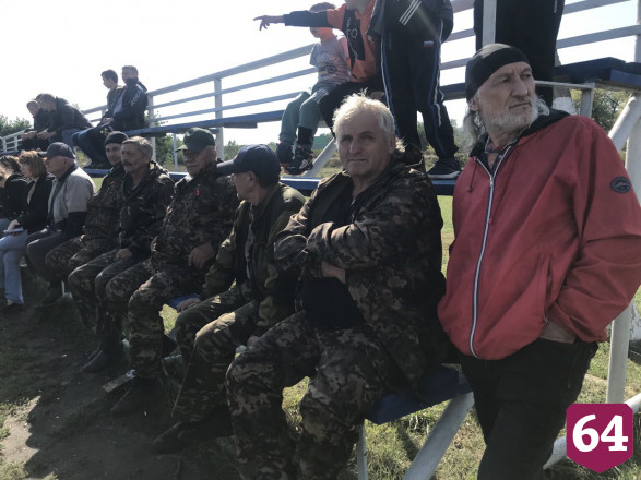 Победителям турнира лесных пожарных вручили кусторез 