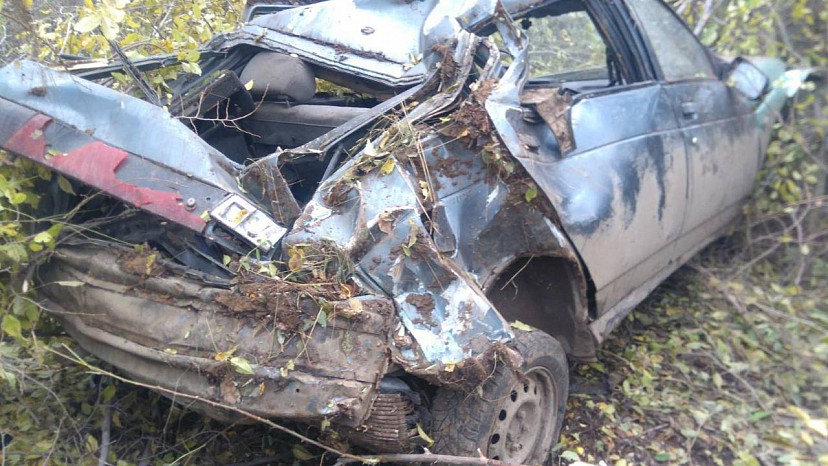 Водитель «Лады» покалечил пассажиров и сбежал с места ДТП