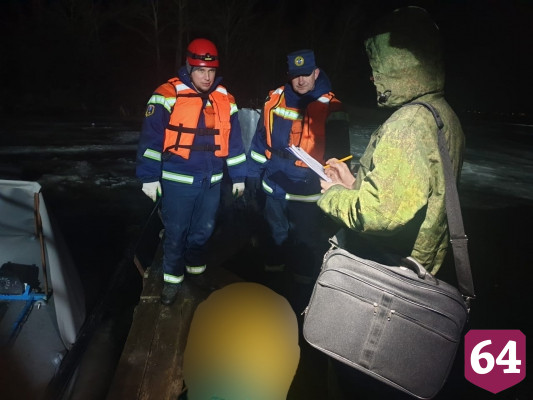 Под Саратовом родственники обнаружили в Волге тело рыбака