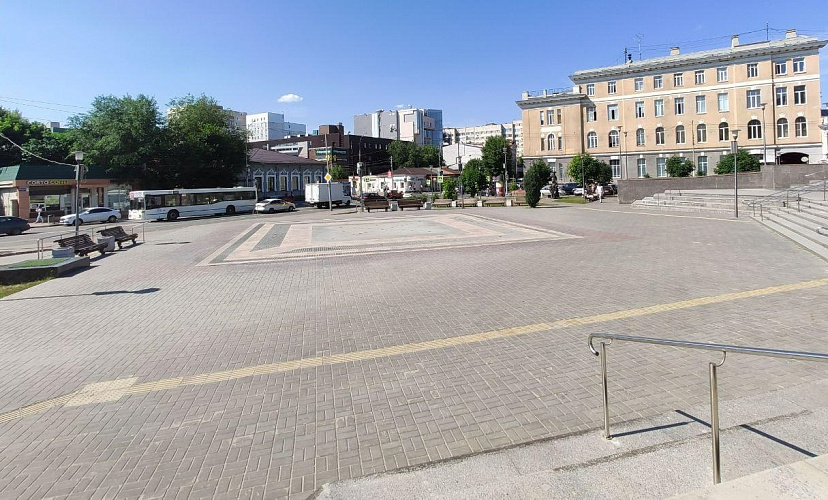 В Саратове не намерены включать фонтан у ТЮЗа до снятия ограничений