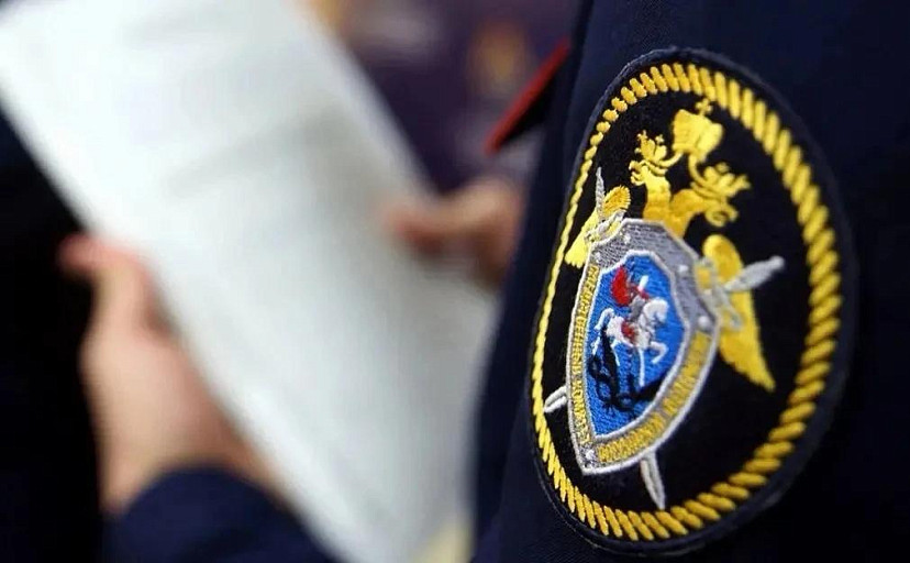  В Саратовской области механизатор сорвался с лестницы и получил тяжелые травмы