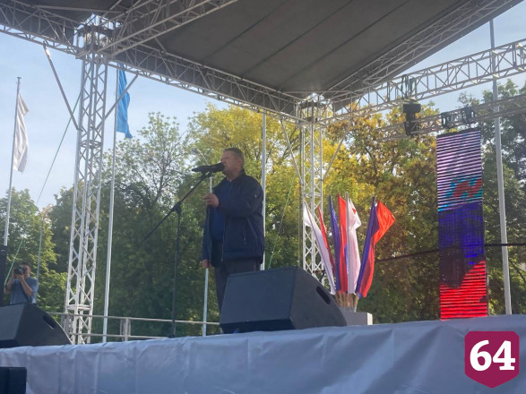 Саратовцы на митинге поддержали референдумы по Донбассу