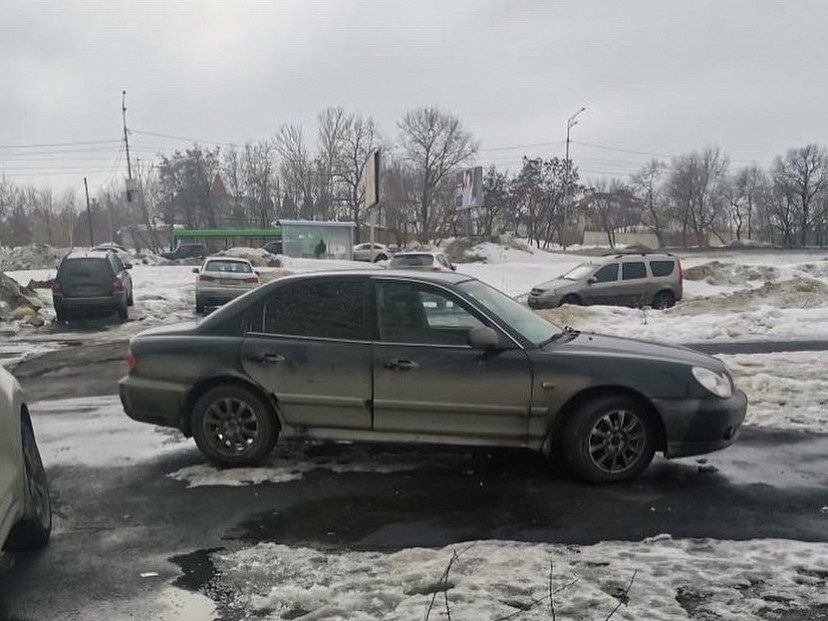 Жителей Саратова возмутили автохамы на территории парка