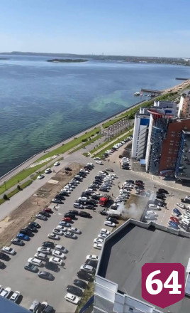 На парковке у набережной Саратова загорелась «Лада»