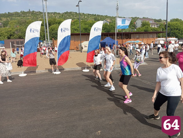 Саратовцы назвали новый пляж в Затоне бомбическим