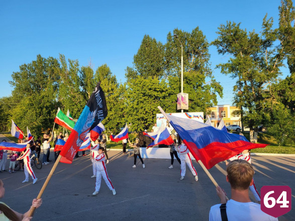 Спецоперацию поддержали концертом «Своих не бросаем»