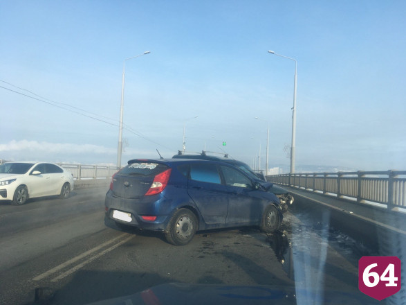 Два человека пострадали в ДТП на мосту «Саратов - Энгельс»