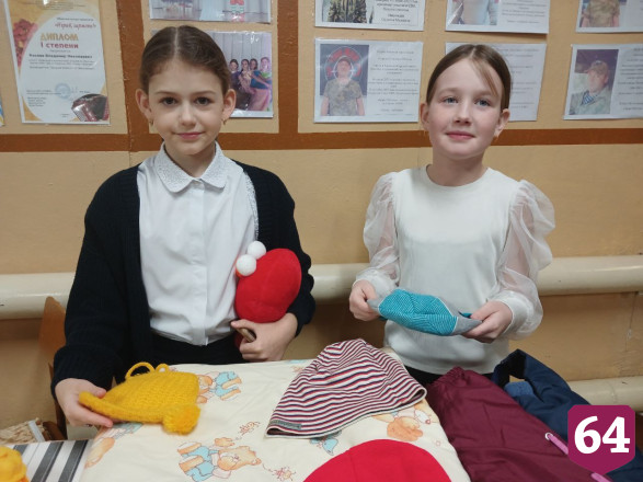 В Саратове участникам экоярмарки бесплатно раздают одежду и обувь 