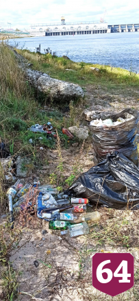 Жителей возмутила помойка на берегу Волги 