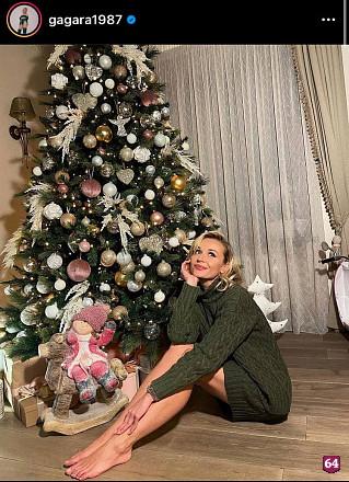 Певица Елка Новогодняя Певица Елка Новогодняя