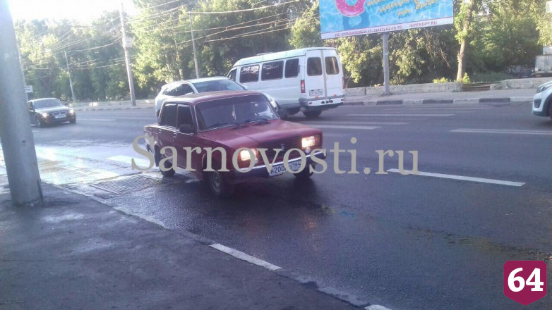 В Саратове водитель «Жигулей» сбил пешехода на «зебре»