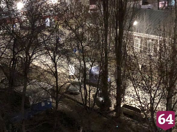 Неизвестный украл щебенку для ремонта тротуаров в центре Саратова