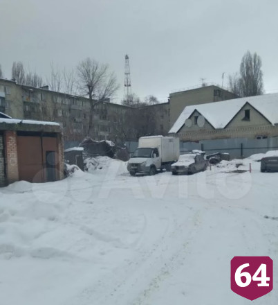 В Саратове землю у Сенного рынка продают по миллиону за «сотку»