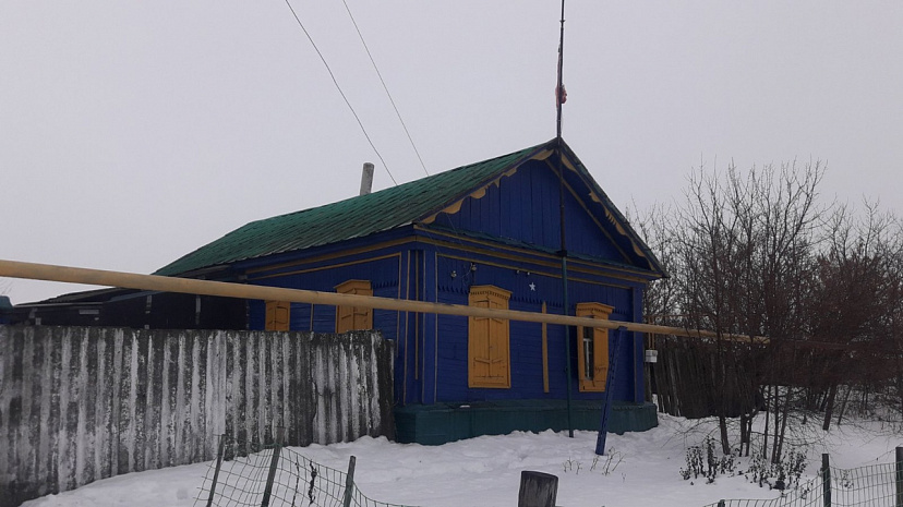 В частном доме нашли труп изрезанной женщины